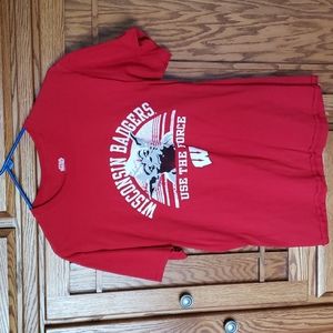 Men's Wisconsin Badgers Star Wars Use the Force Short Sleeve Red Shirt Sz M